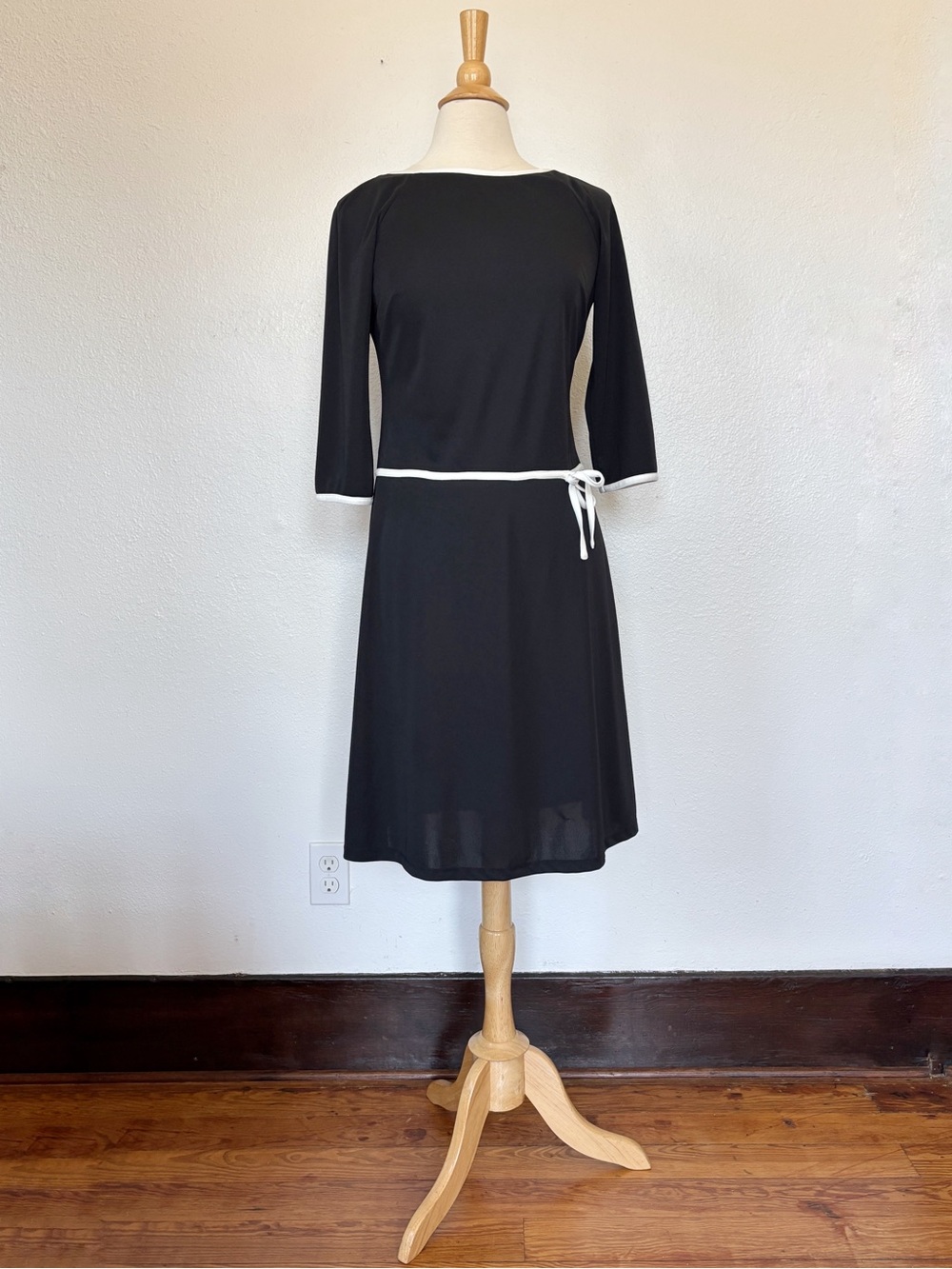 Vintage 90s Rabbit Rabbit Rabbit Black & White Classic 3/4 Sleeve Dress